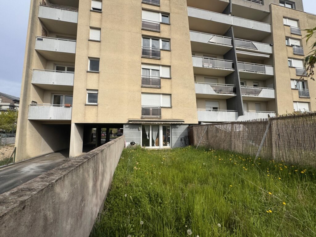 Appartement renove au centre de Montbard
